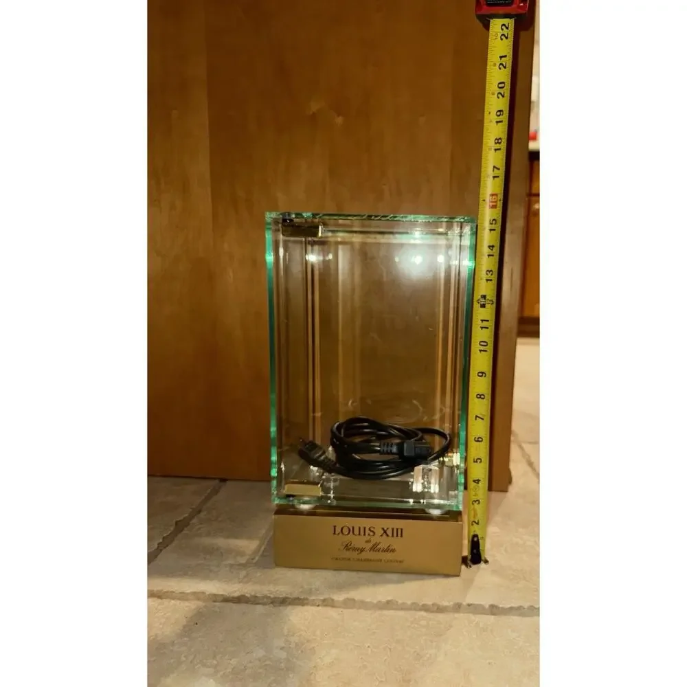 LOUIS XIII De Remy Martin Illuminated Display Case. Used. Replacement Key - Picture 14 of 14